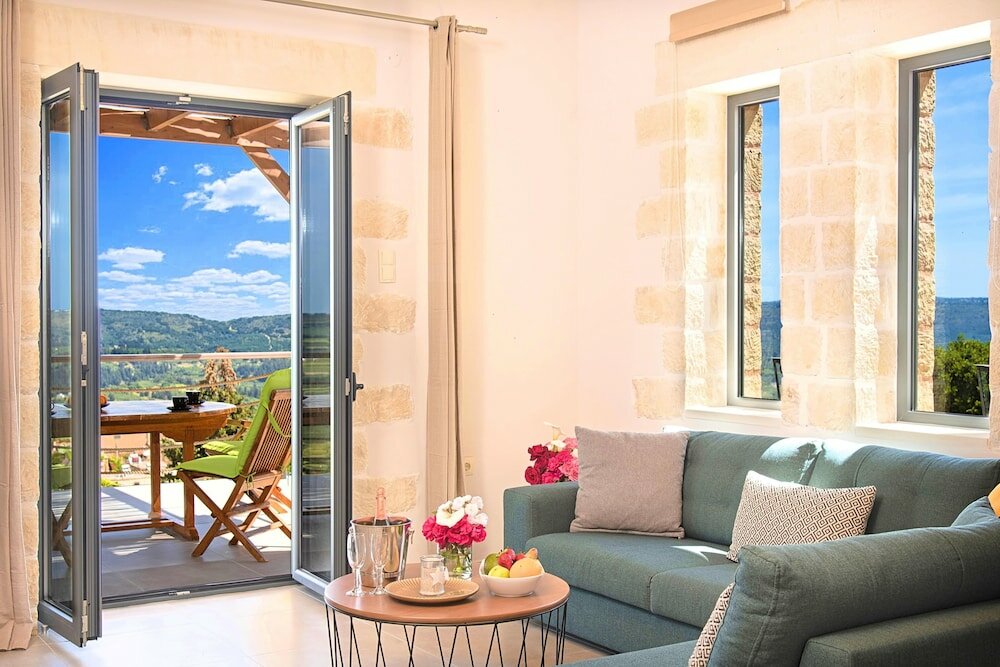 Фото Villa Vardis Heated Pool