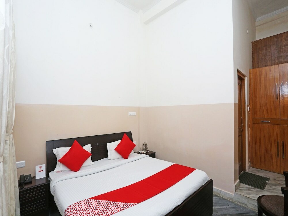 Фото Oyo 19638 Hotel Jay Continental