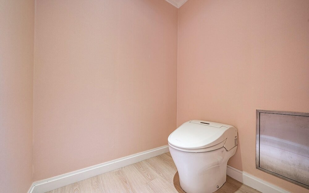 Фото Seocho Toad Hotel