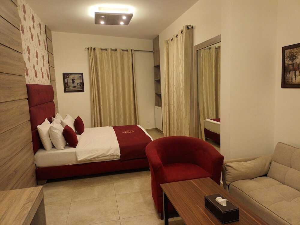 Фото Batroun Boutique suite