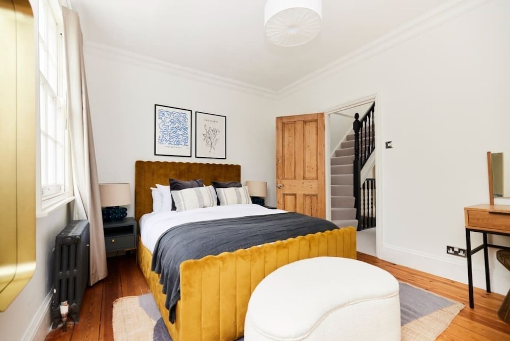 Фото The London Getaway - Seductive 3bdr House With Garden
