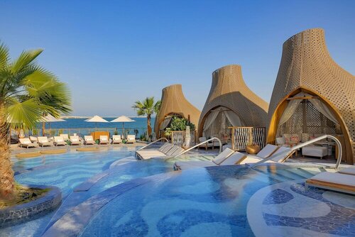 Гостиница Waldorf Astoria Doha Lusail в Катаре