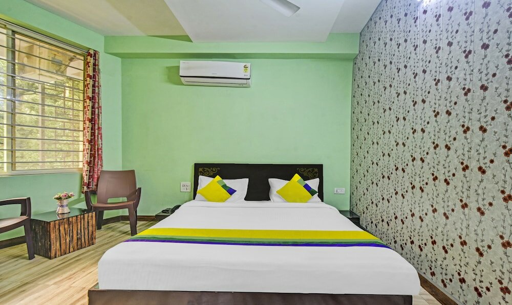 Фото Itsy by Treebo - Krishna Heights