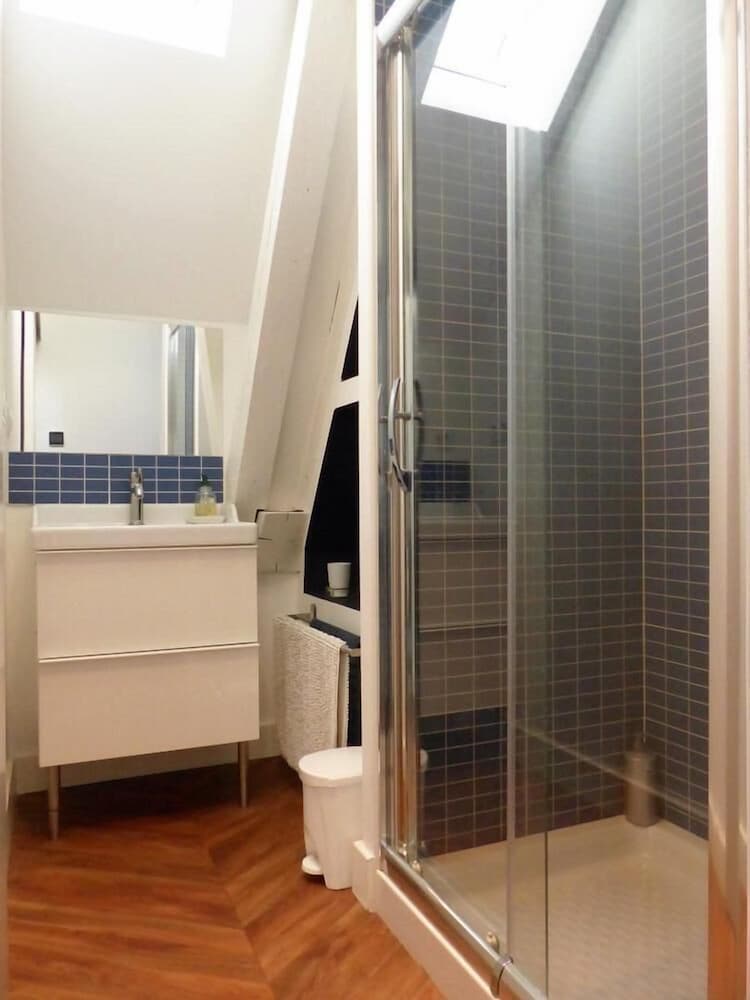 Фото Le Bristol Gites urbains