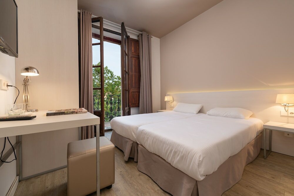 Фото Hbe Boutique España