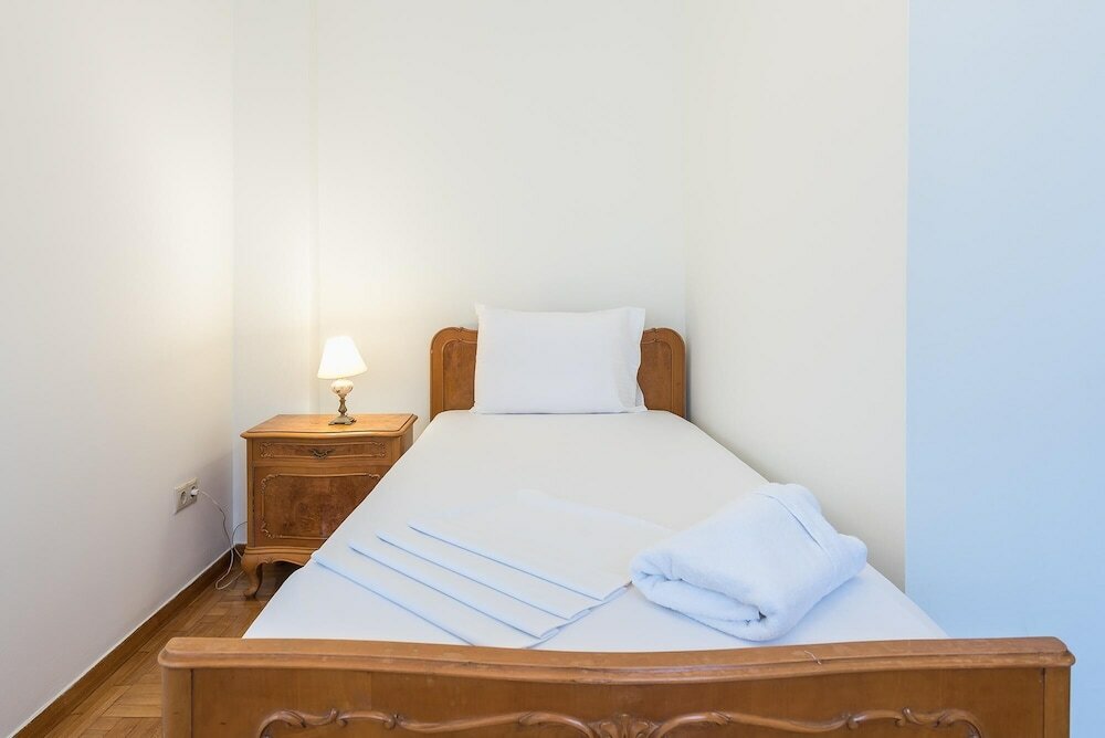 Фото Spacious Holiday Family Home by Cloudkeys