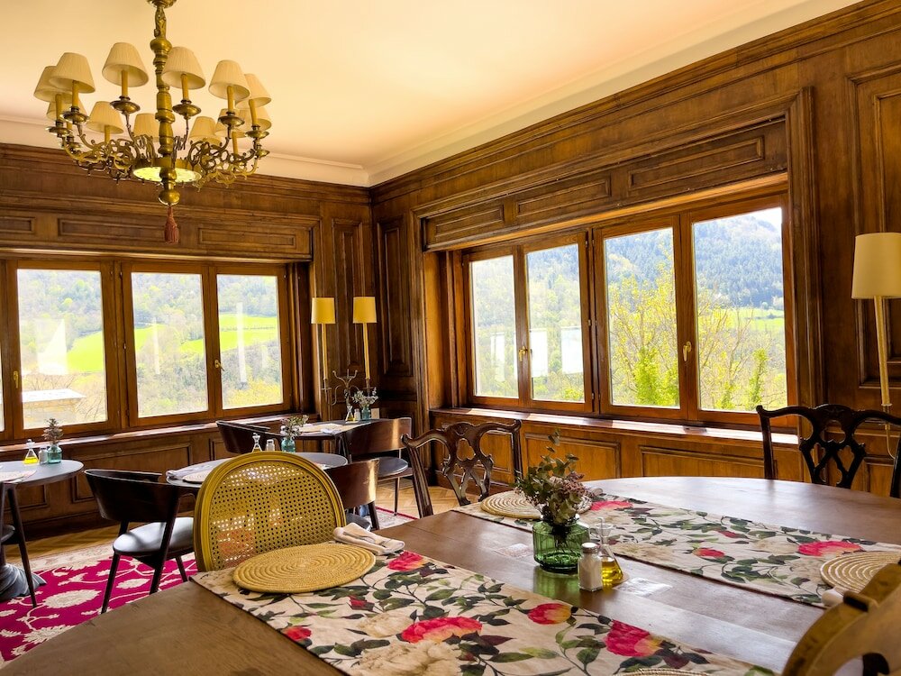 Фото Angelats Hotel