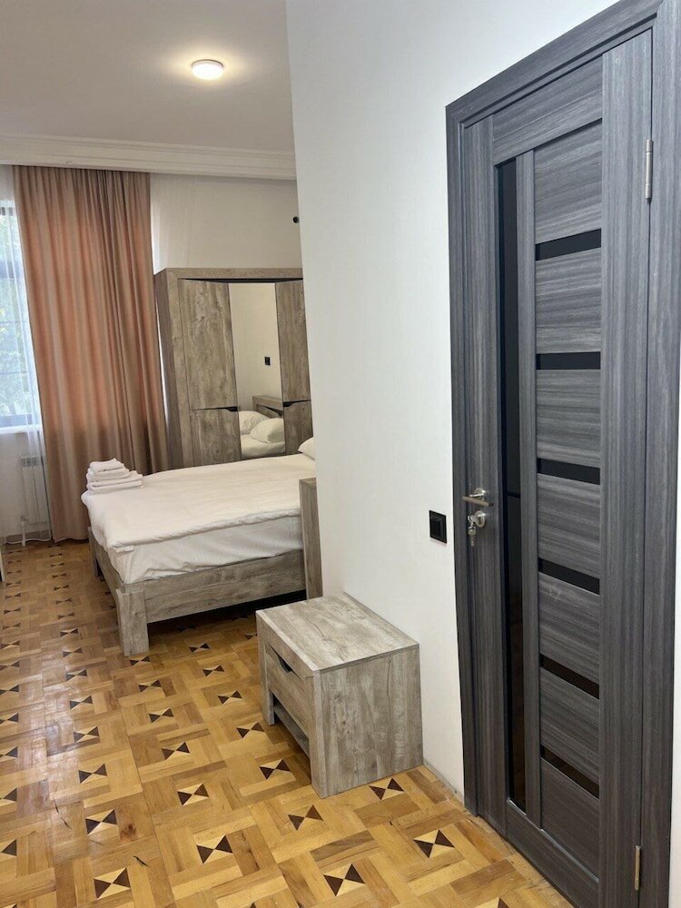 Фото Mansion Hotel Yerevan