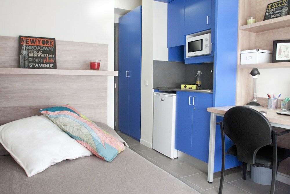 Фото Colegio Mayor La Concepción - Campus Accommodation