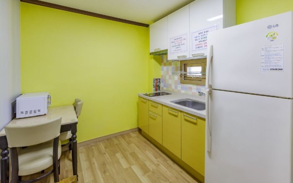 Фото Yeosu Glow Floor Pension