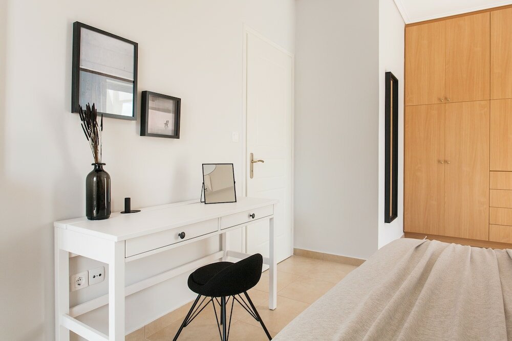 Фото Upstreet Superb & Comfy 2 Bd Apt-Marousi