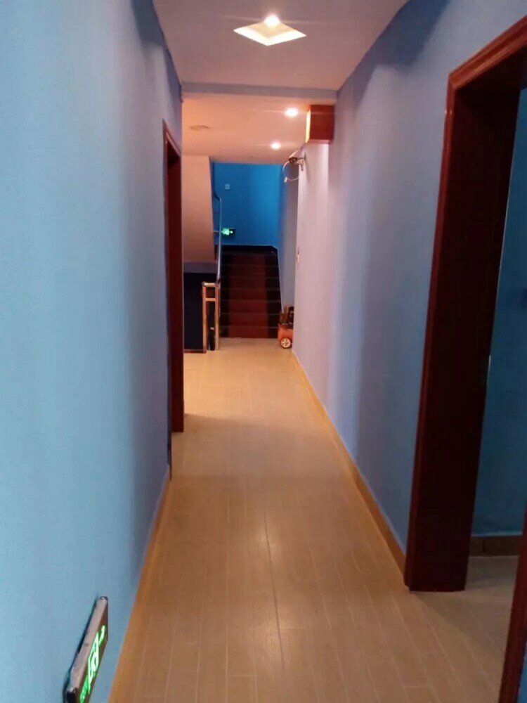 Фото Fenghuang Nanmu Inn No. 1