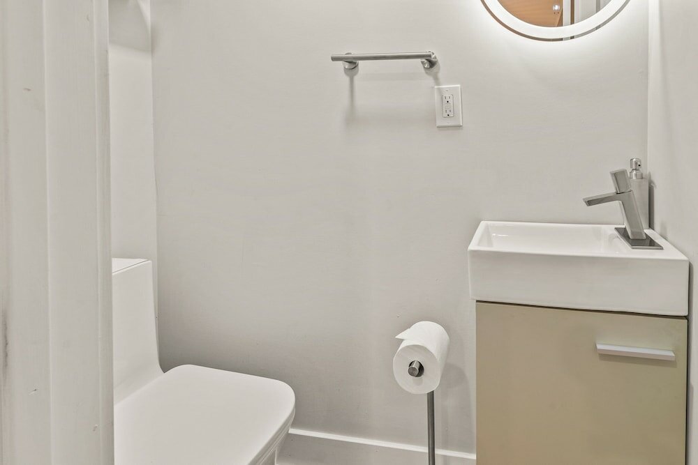 Фото Stylish 3-Bedroom Home in Philly