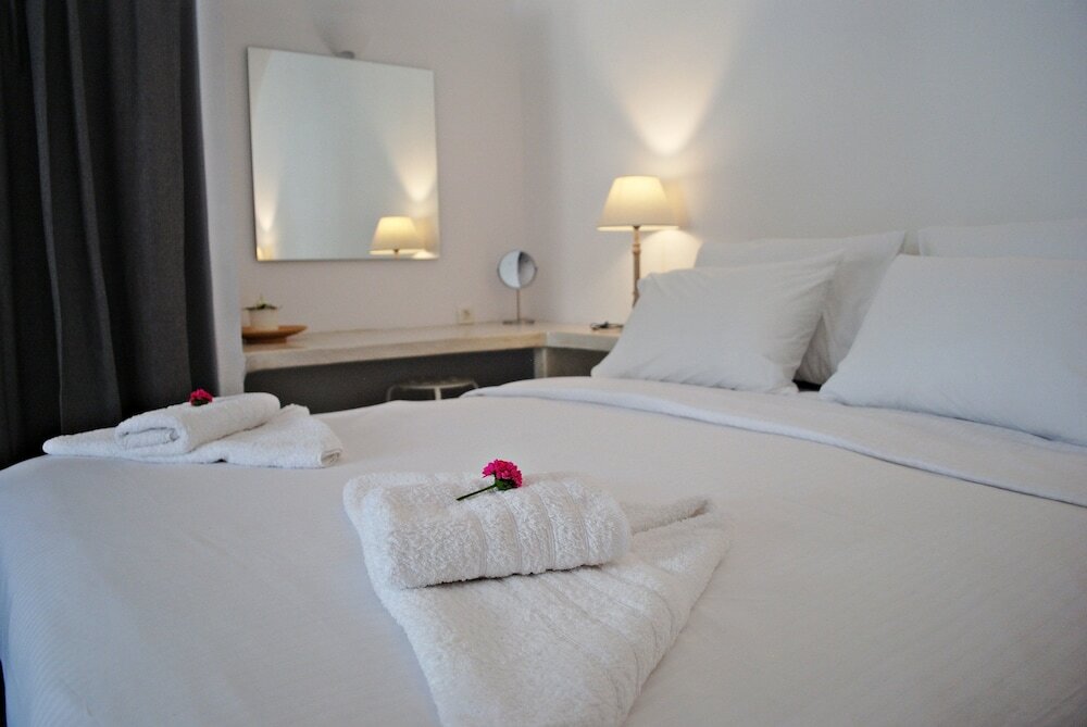 Фото Naftilos Houses