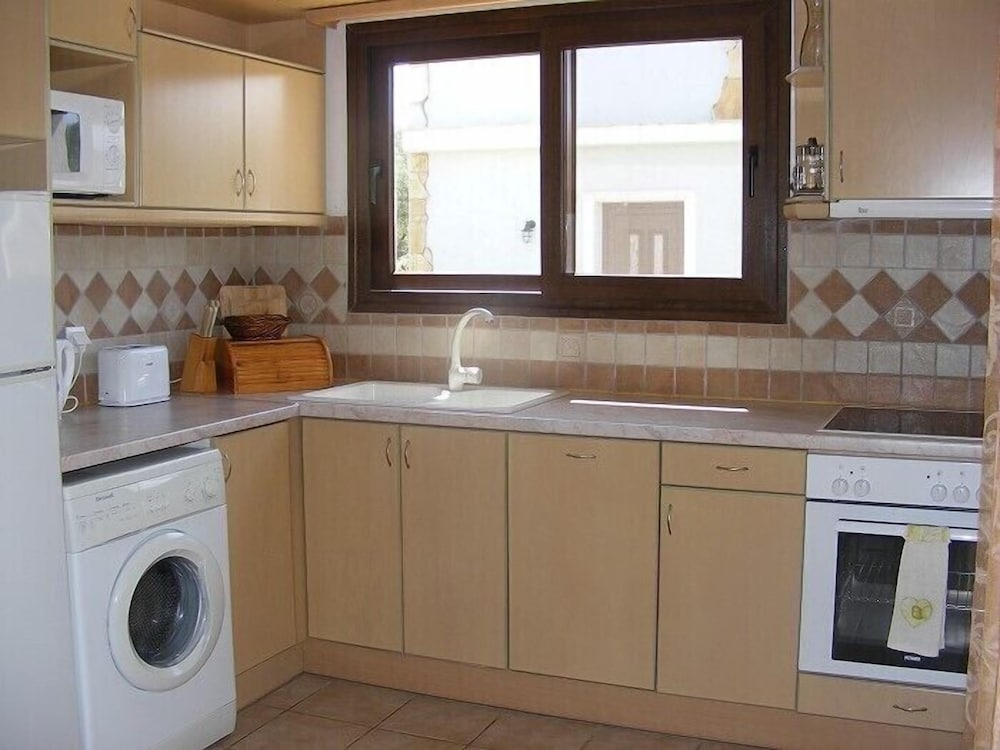 Фото Olive Tree Villas