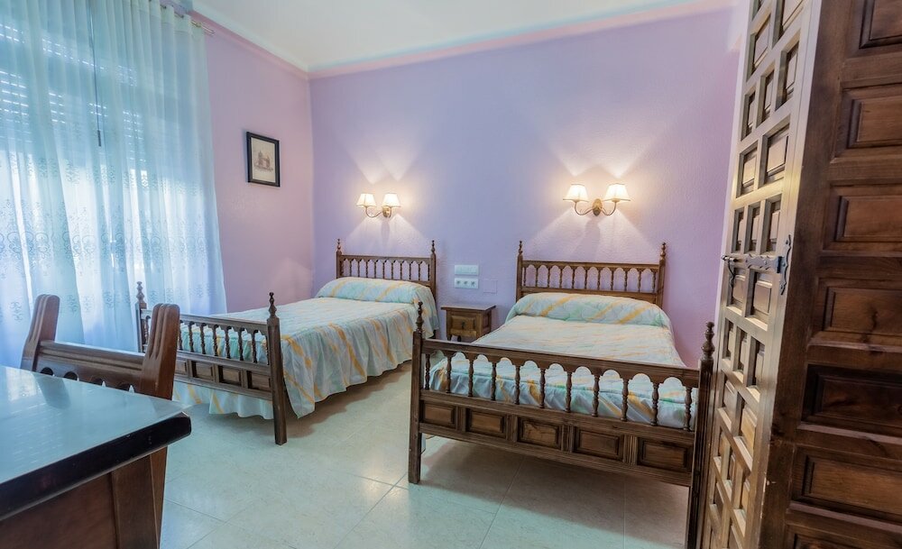 Фото Pensión Virginia by Vivere Stays