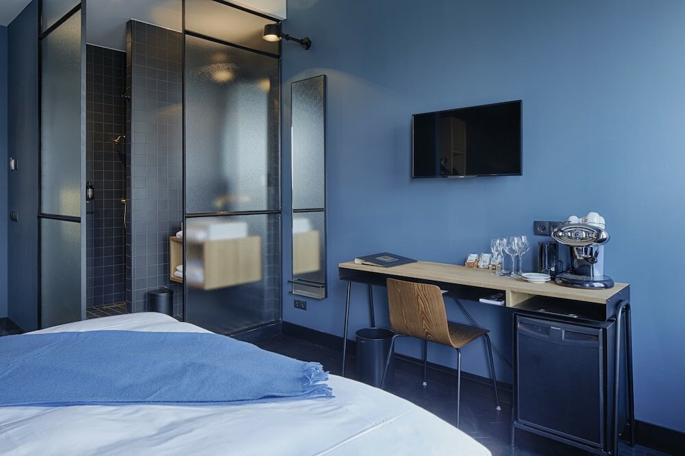 Фото The Duke Boutique Hotel