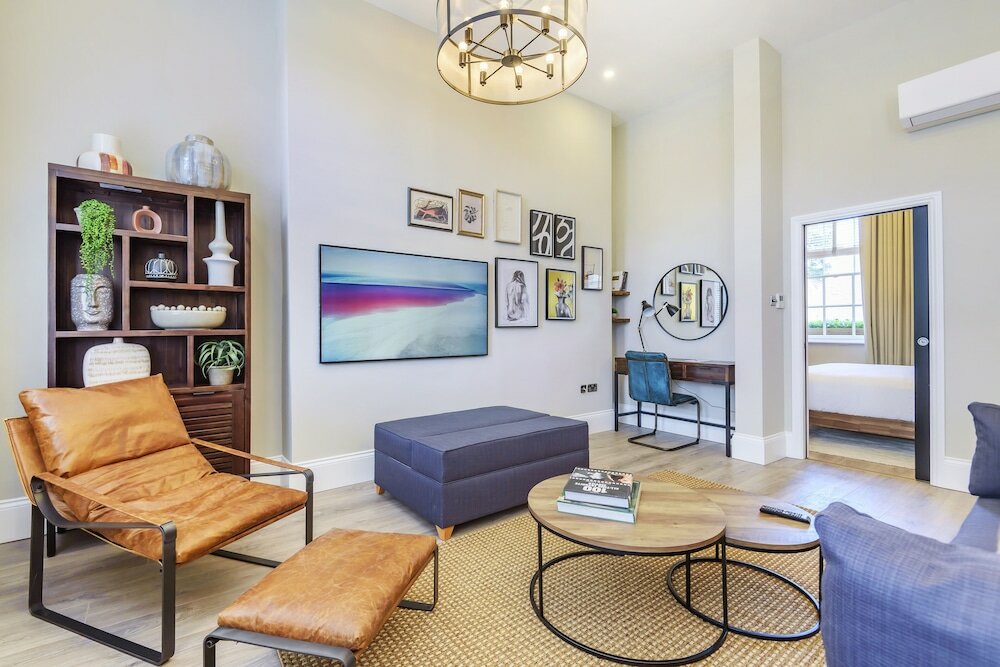 Фото Oak & Poppy