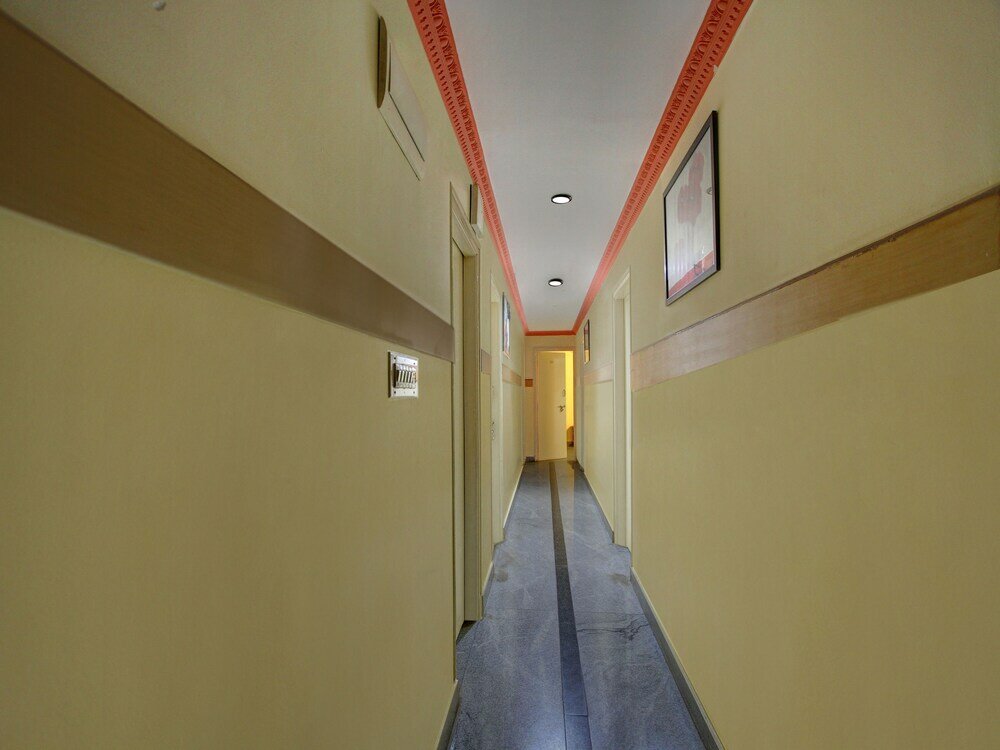 Фото Oyo 2420 Ashwa Comfort