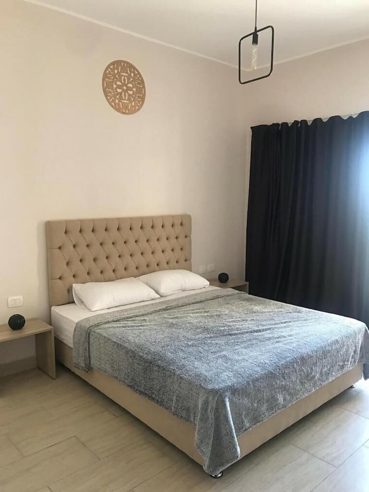 Фото Stunning 3 Bedroom Apartment in the Heart of Al Dau