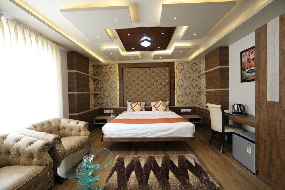 Фото Aaccord Suites Inn