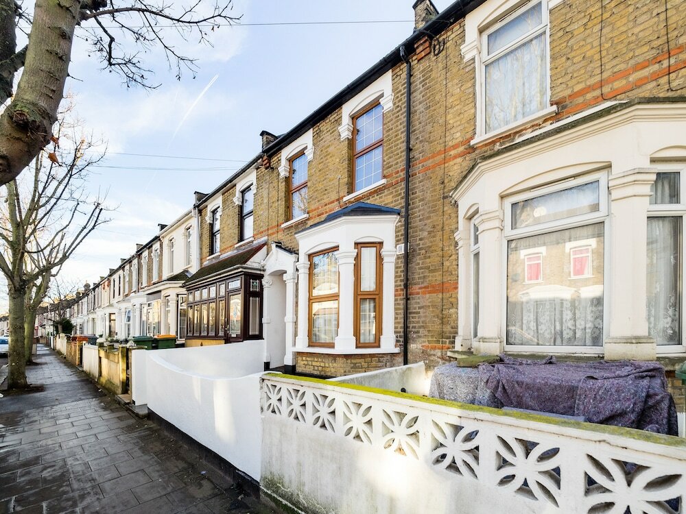 Фото Lt The Gate House