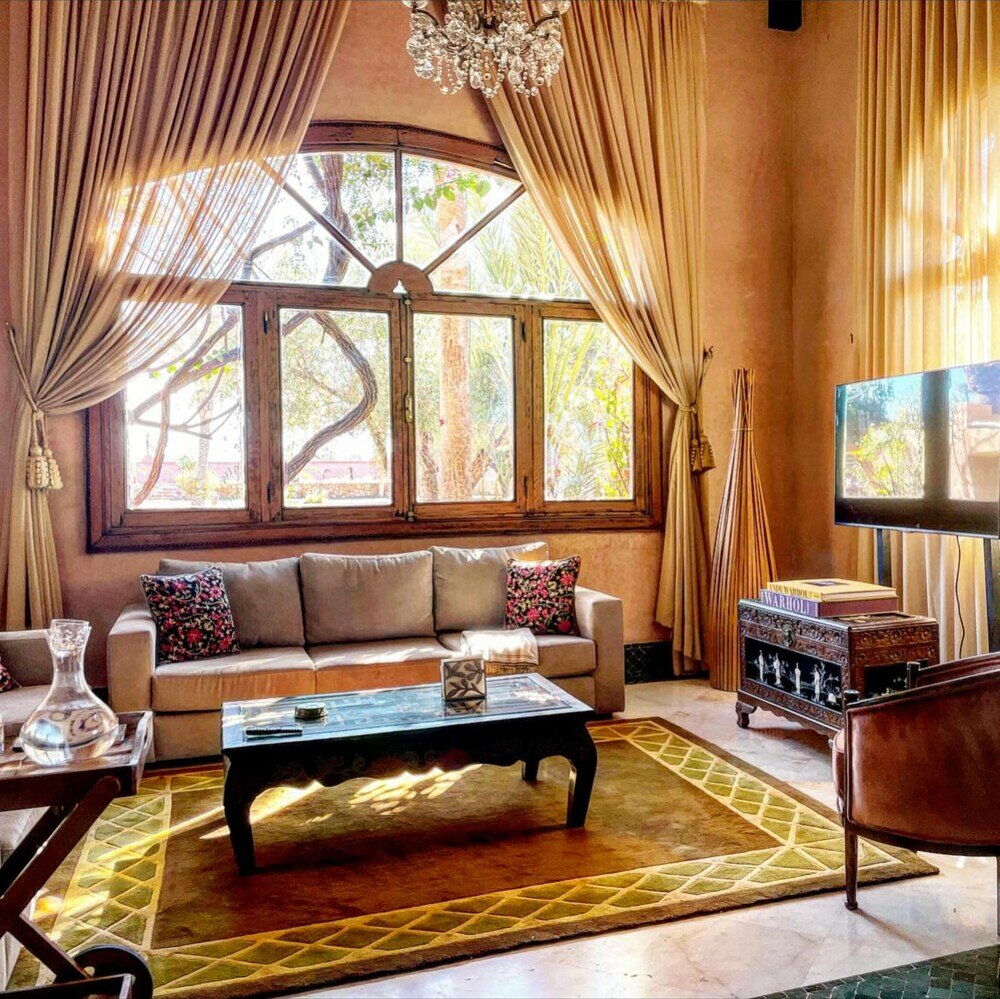 Фото Jenan Mayshad