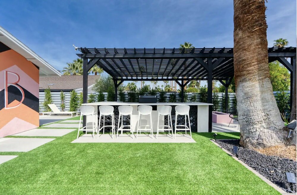 Фото Side by Side Lux Homes