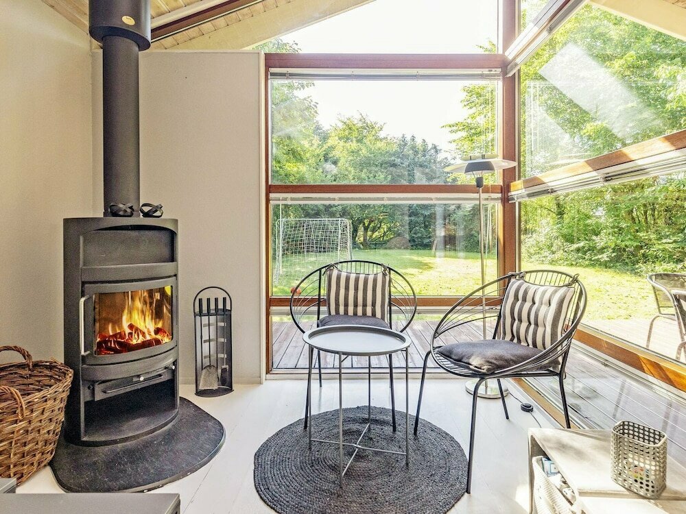 Hotel 6 Person Holiday Home in Esbjerg V, Esbjerg, photo