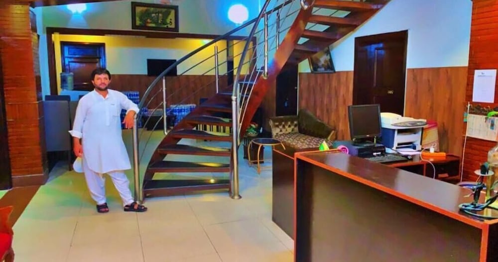 Фото Crown Castle Peshawar