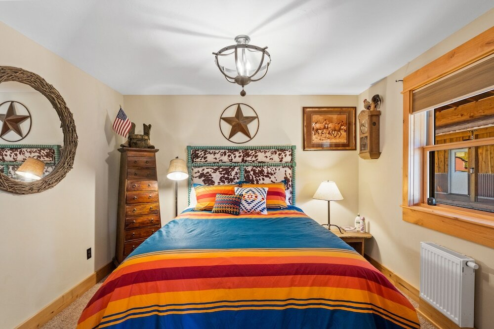 Фото The Big House at Bunk House