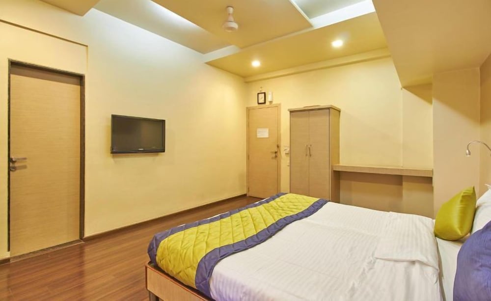 Фото My Bizz Hotel