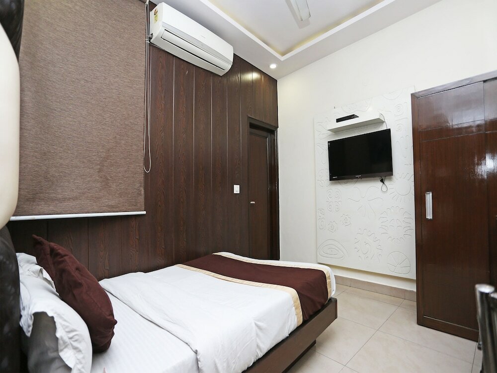 Фото Hotel Sawera International