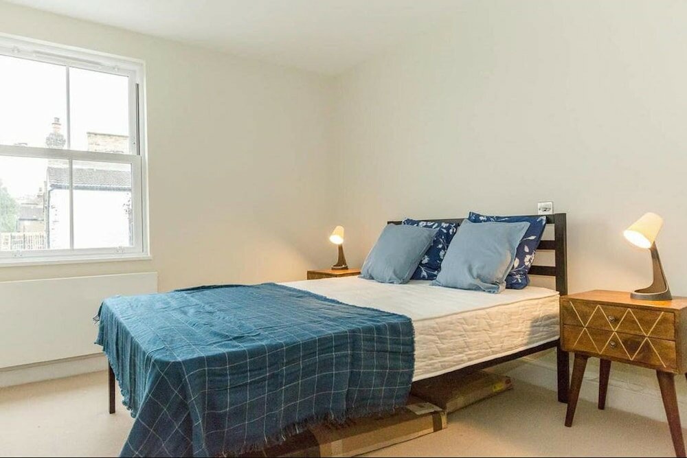 Фото Spacious 3br South London Apartment