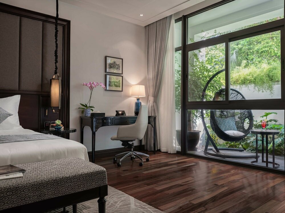 Фото Elegant Mansion 88