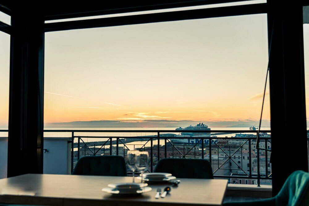 Фото Tower Beach Suite