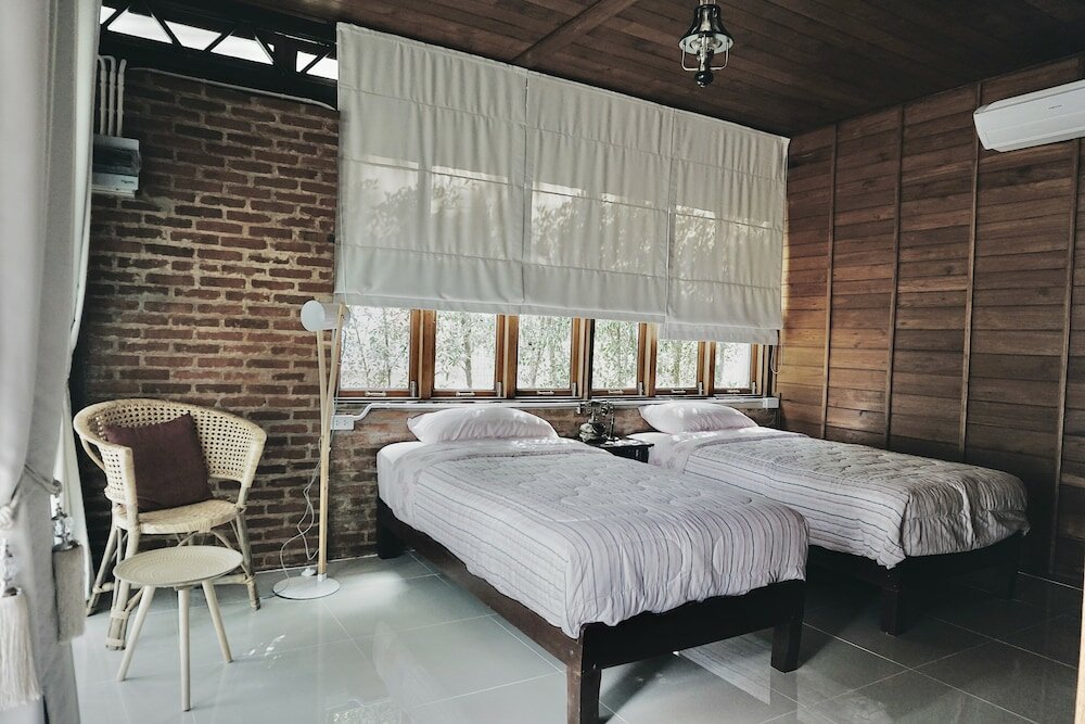 Фото Tha Ma-O Bouteak Homestay