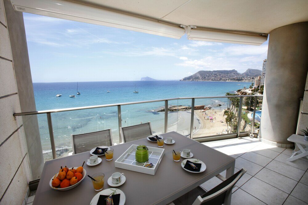 Фото Exclusive Frontline Apt. in Luxury Residence