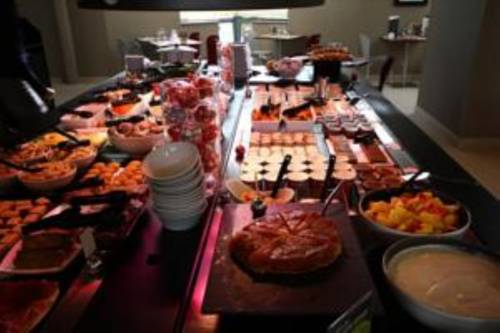 Фото Campanile Nice Airport