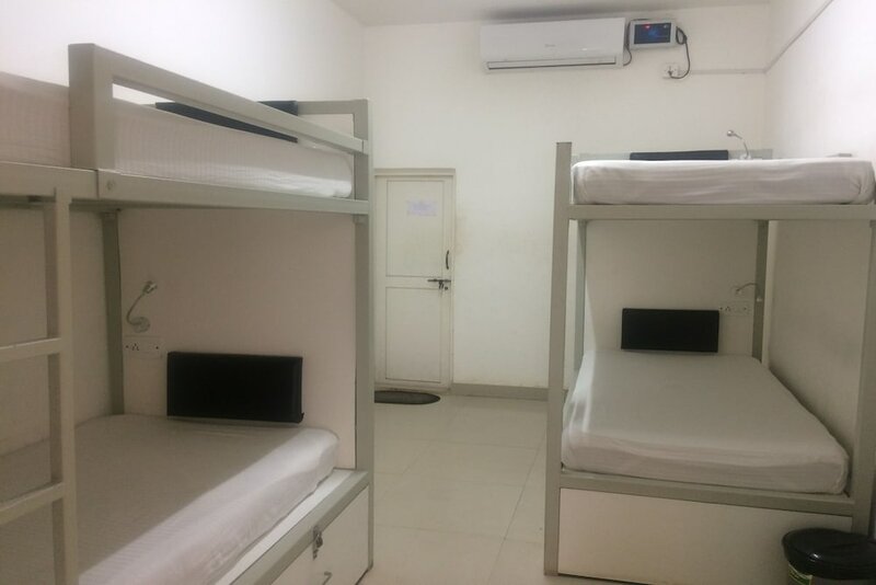 Гостиница Moustache Bangalore - Hostel в Бангалоре
