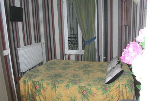 Фото Hotel Aviatic