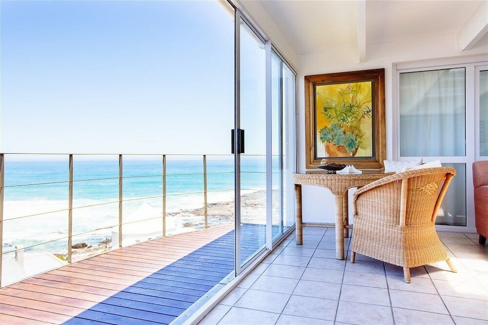 Фото Swept Away Guest House