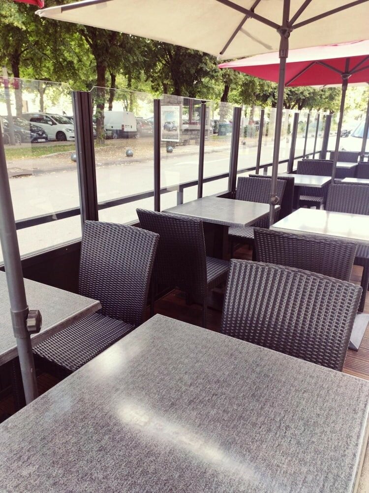 Фото Hôtel du Parc