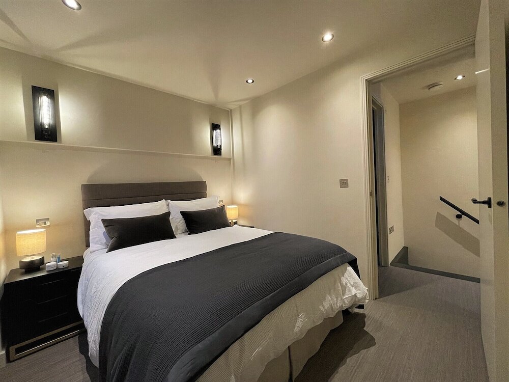 Фото Altido Chic Mews house in S Kensington