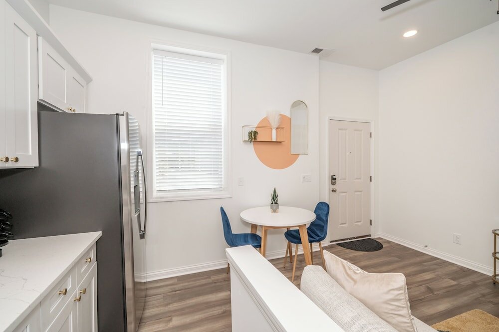 Фото Covington Charm 202