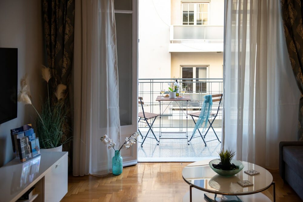 Фото Blue Ark Acropolis Light