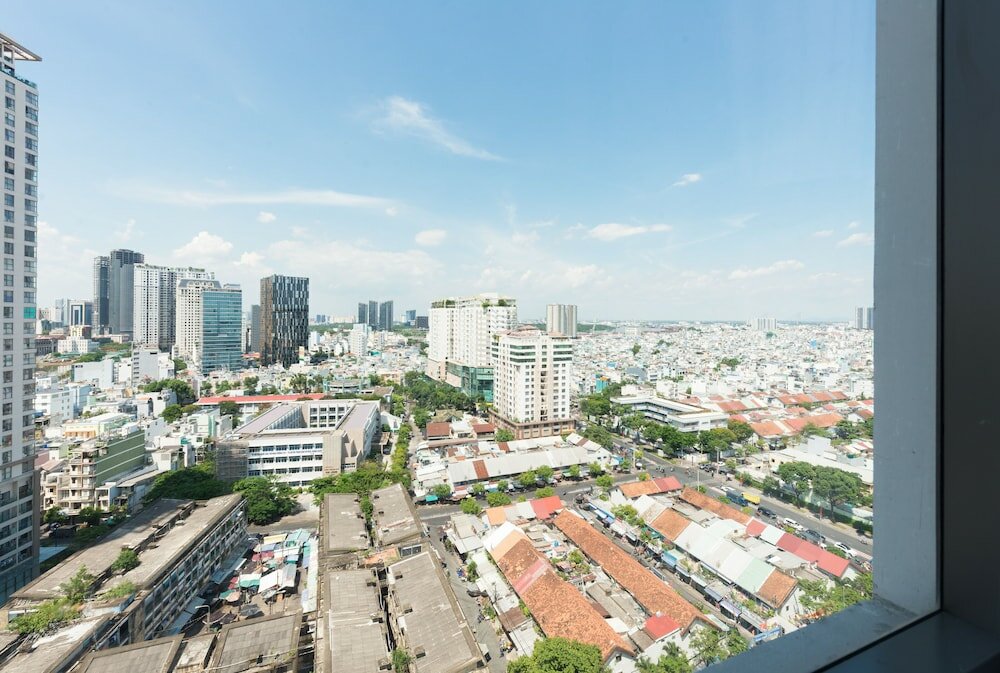 Фото Rivergate apartment infinity pool & Gym