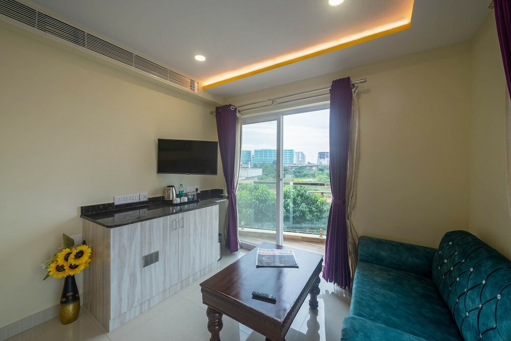 Фото Zenith Hotels Hebbal Bangalore