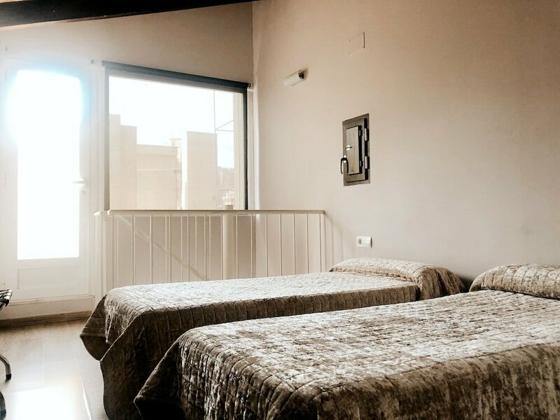 Гостиница Apartamento City06 Plaza de la Reina в Валенсии