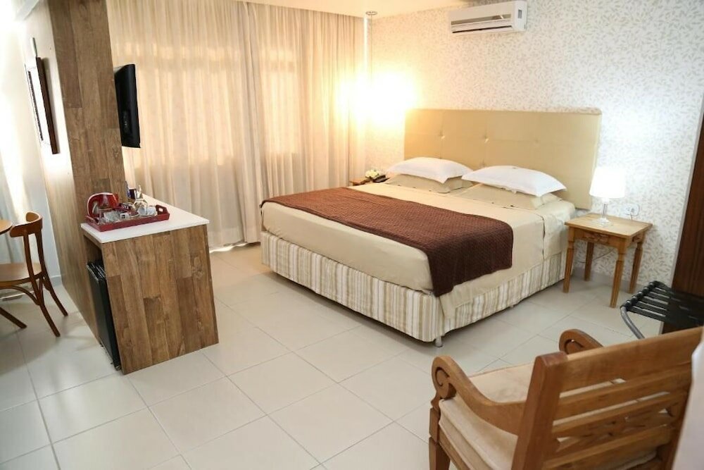 Фото Hotel Royal Plaza